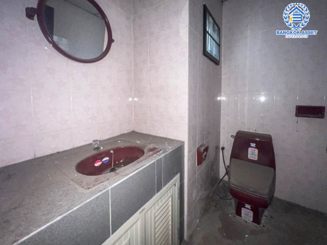 *****ทาวน์โฮม 3 ชั้น มือสองย่านนนทบุรี ม.พิบูลย์การ์เด้นวิลล์ พิบูลย์สงคราม16  เนื้อที่ 26.20 ตร.ว. ฟังก์ชัน 4 ห้องนอน 5 ห้องน้ำ จอดรถได้ 1 คัน บนสุดยอดทำเล! เชื่อมถนนพิบูลย์สงคราม, วงศ์สว่าง, นครอินทร์ และติวานนท์ ใกล้รถไฟฟ้าสายสีม่วง "สถานีแยกติวานนท์" ใกล้จุดขึ้นทางด่วน "ศรีรัช-วงแหวนรอบนอก" จองเลย!